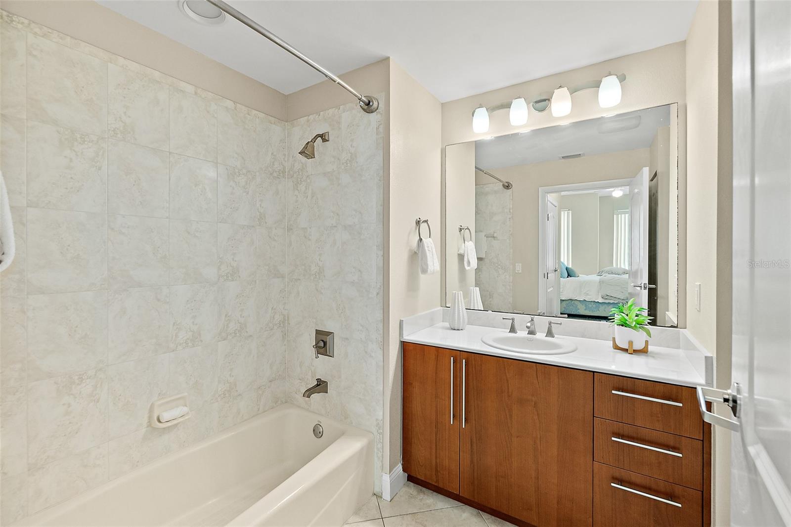 Image 47 of 61 For 3703 Atlantic Avenue 401
