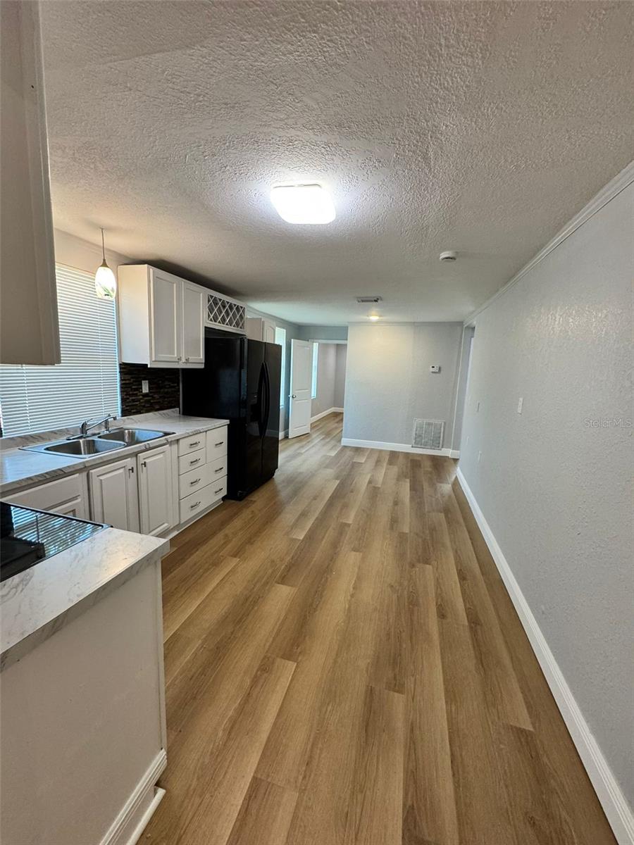 Image 3 of 15 For 1320 Oleander Avenue