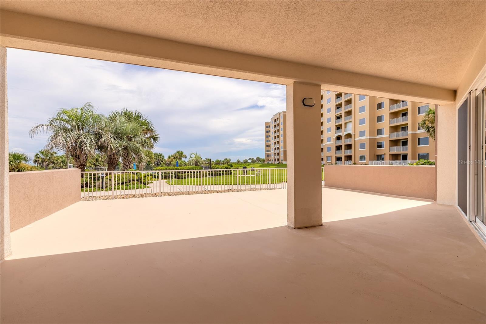 Image 22 of 35 For 104 Surfview Drive 2106