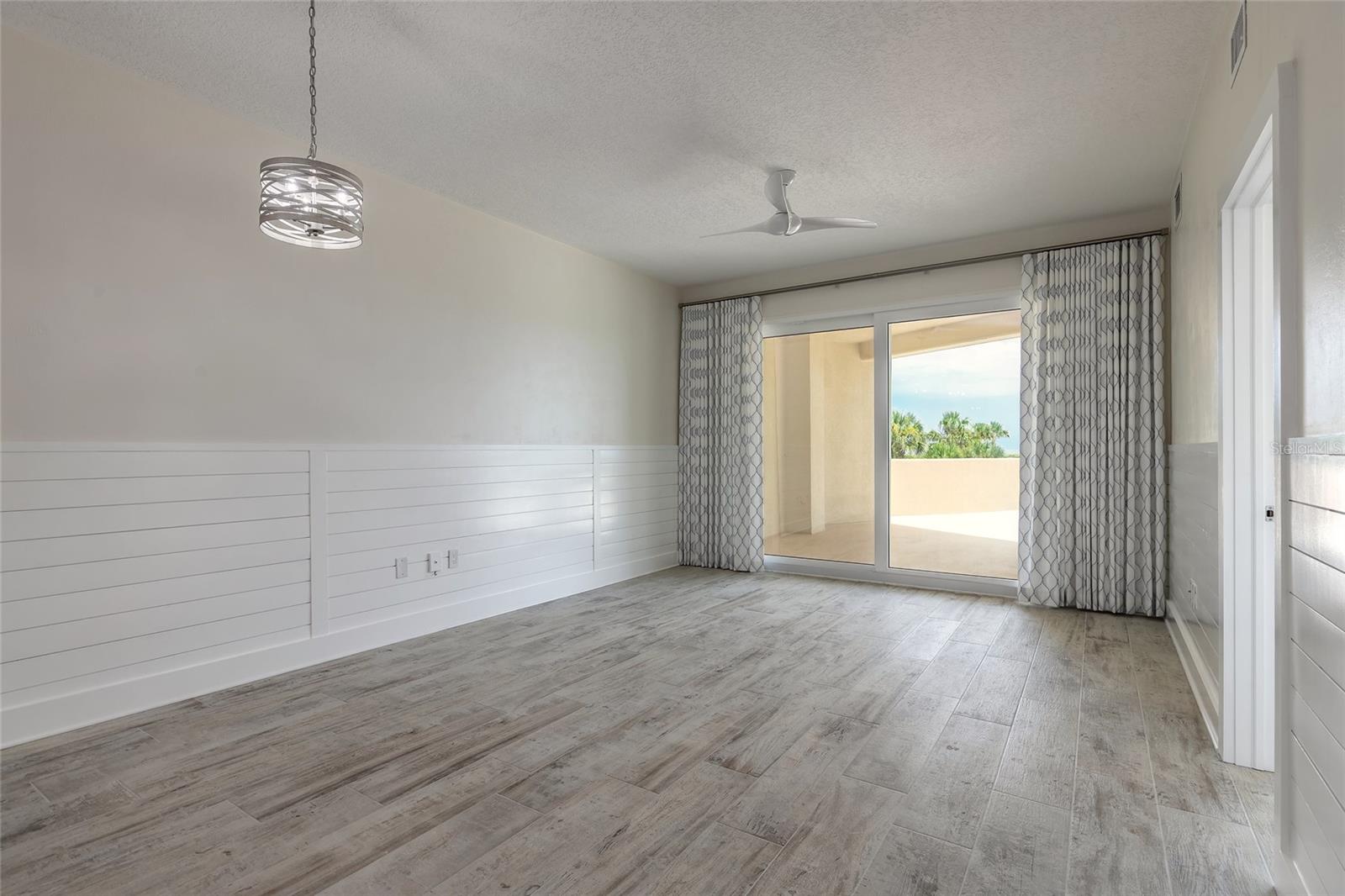 Image 7 of 35 For 104 Surfview Drive 2106