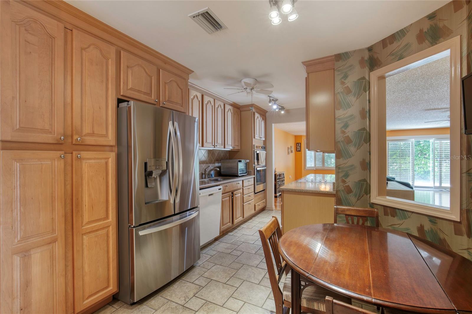 Image 14 of 51 For 2932 Sea Oats Circle