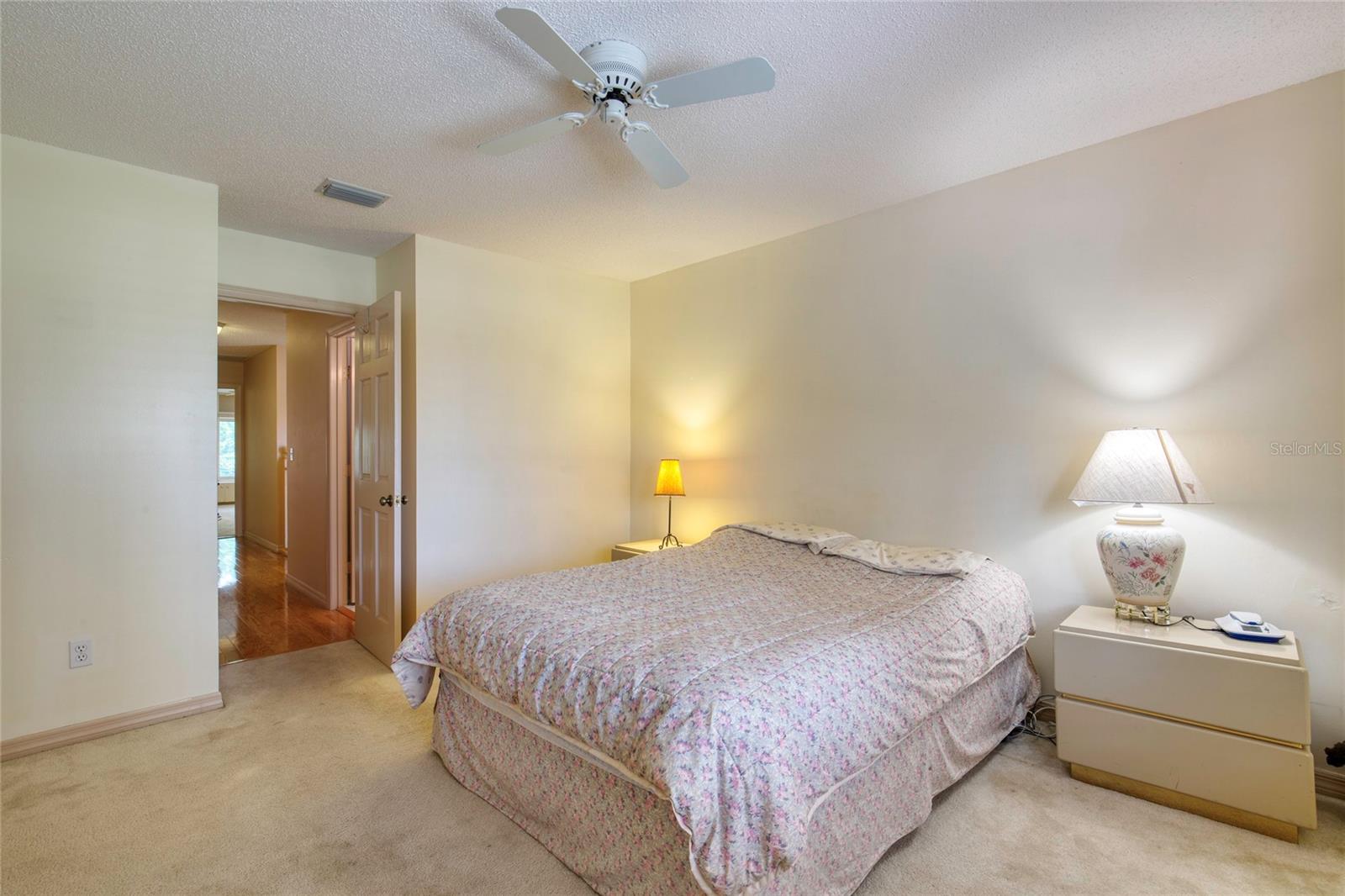 Image 28 of 51 For 2932 Sea Oats Circle