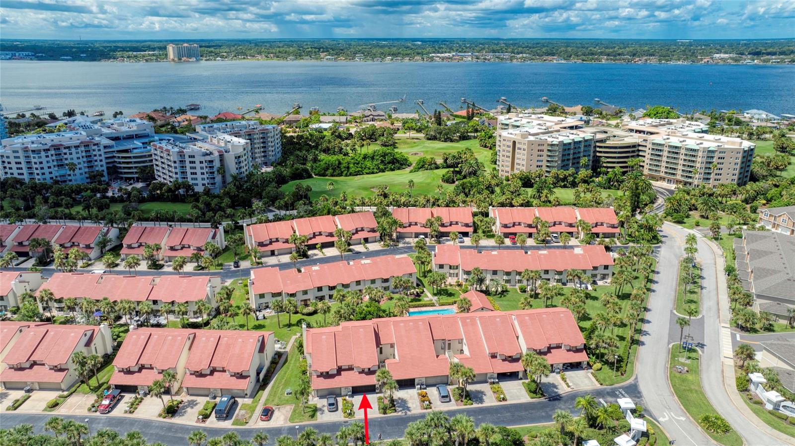 Image 4 of 51 For 2932 Sea Oats Circle
