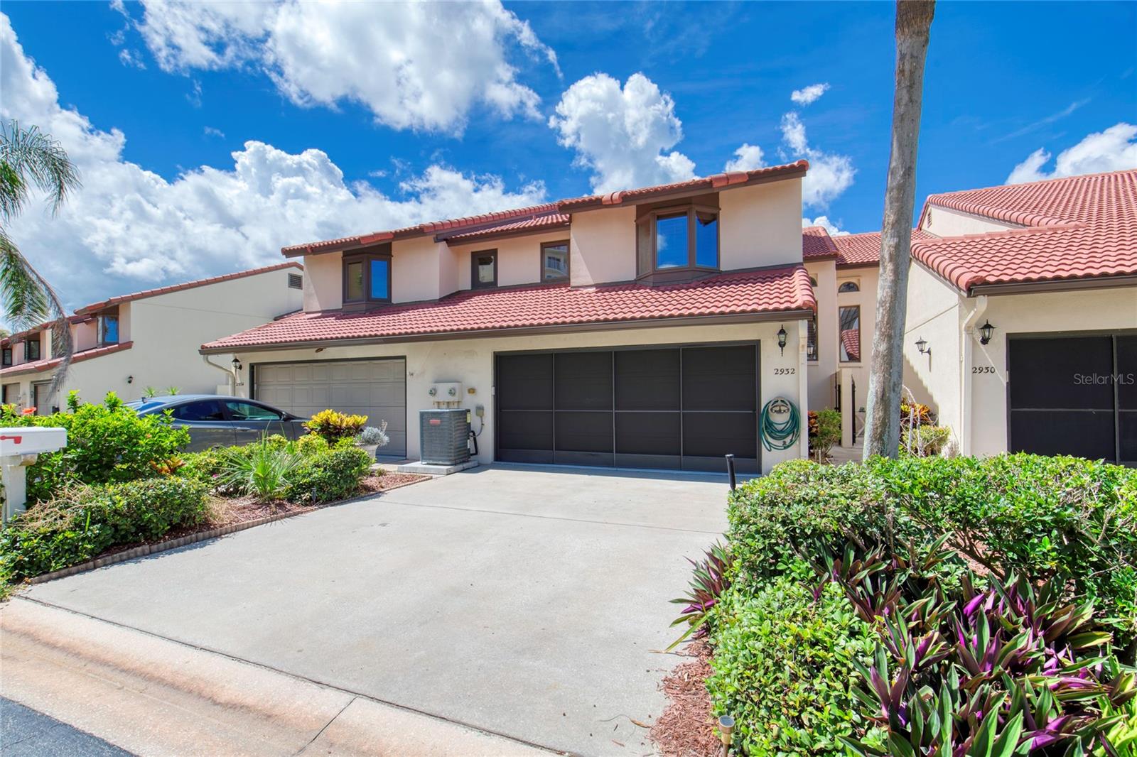 Image 8 of 51 For 2932 Sea Oats Circle