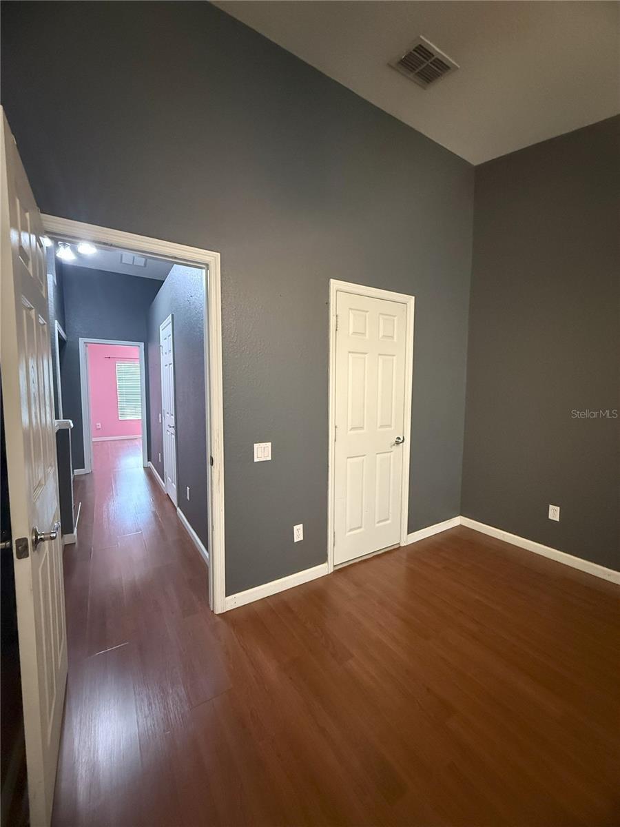 Image 20 of 53 For 1281 Pepperdine Lane