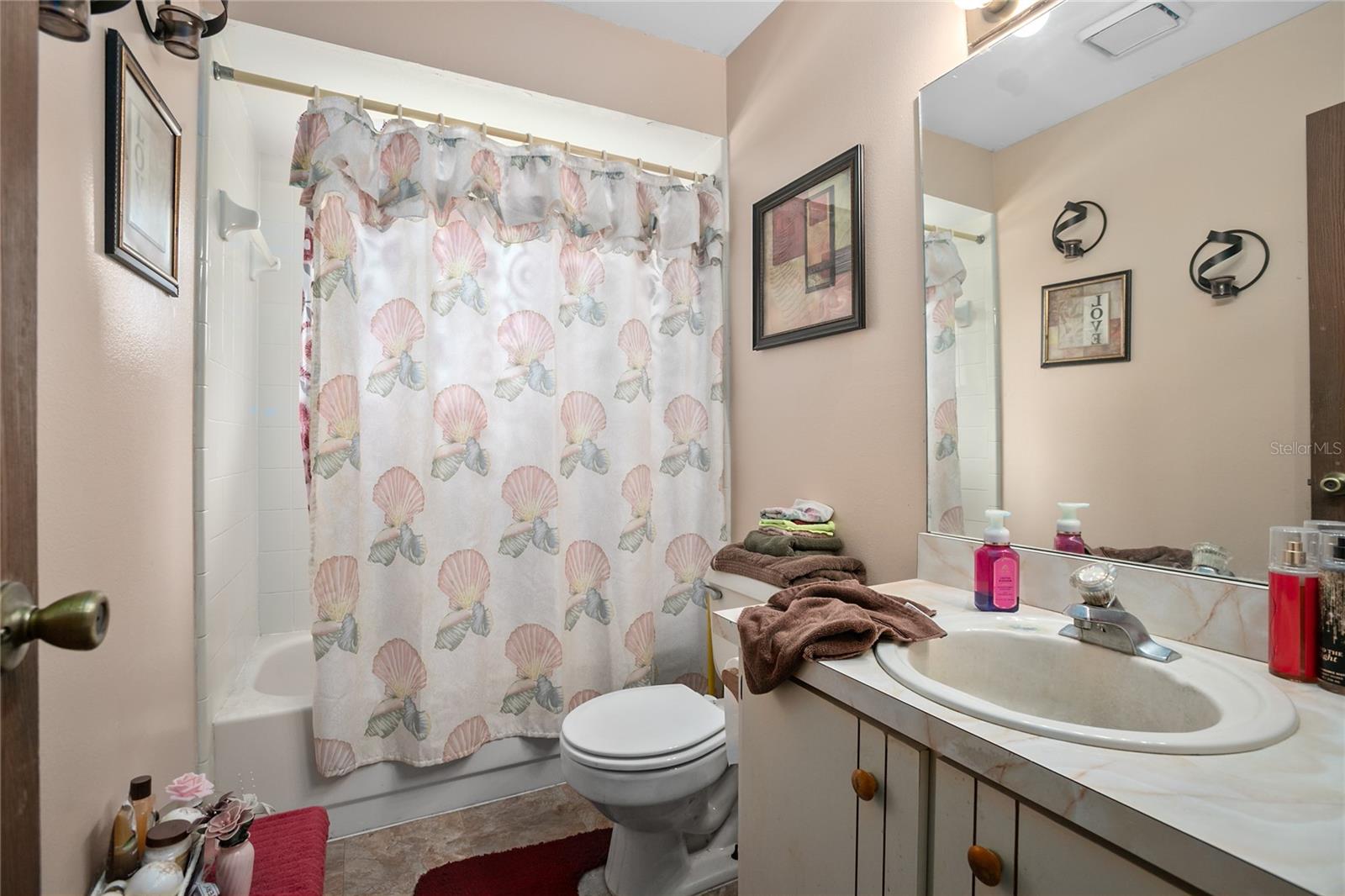 Image 12 of 19 For 3077 Branchville Drive