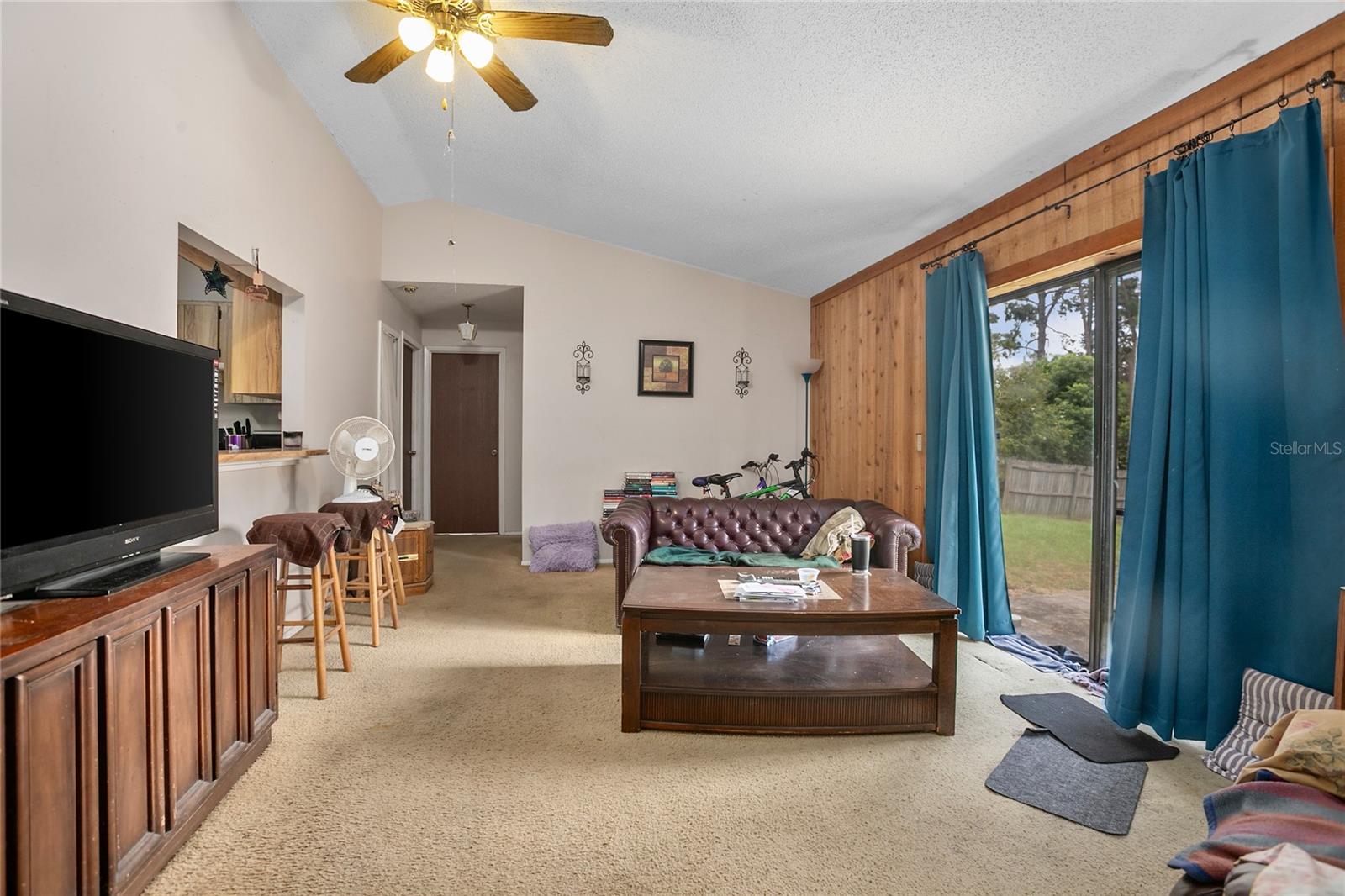 Image 7 of 19 For 3077 Branchville Drive