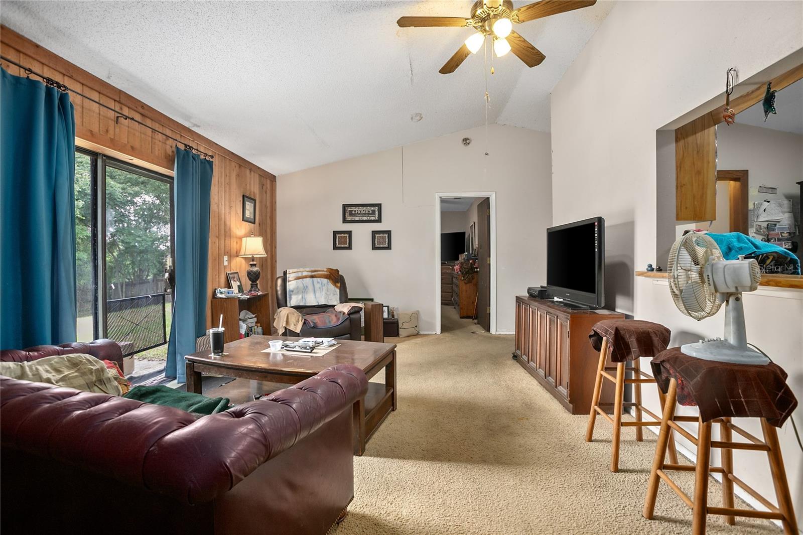 Image 8 of 19 For 3077 Branchville Drive