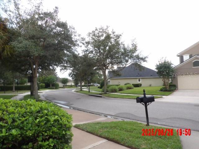 Image 18 of 34 For 1627 Victoria Gardens Drive