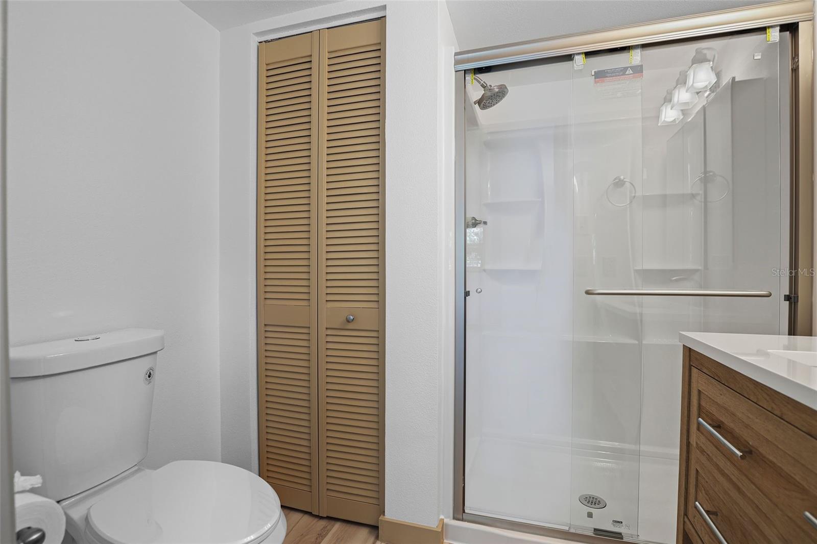 Image 12 of 31 For 400 18th Street M1