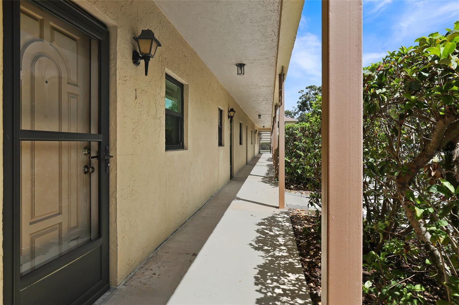 Image 22 of 31 For 400 18th Street M1