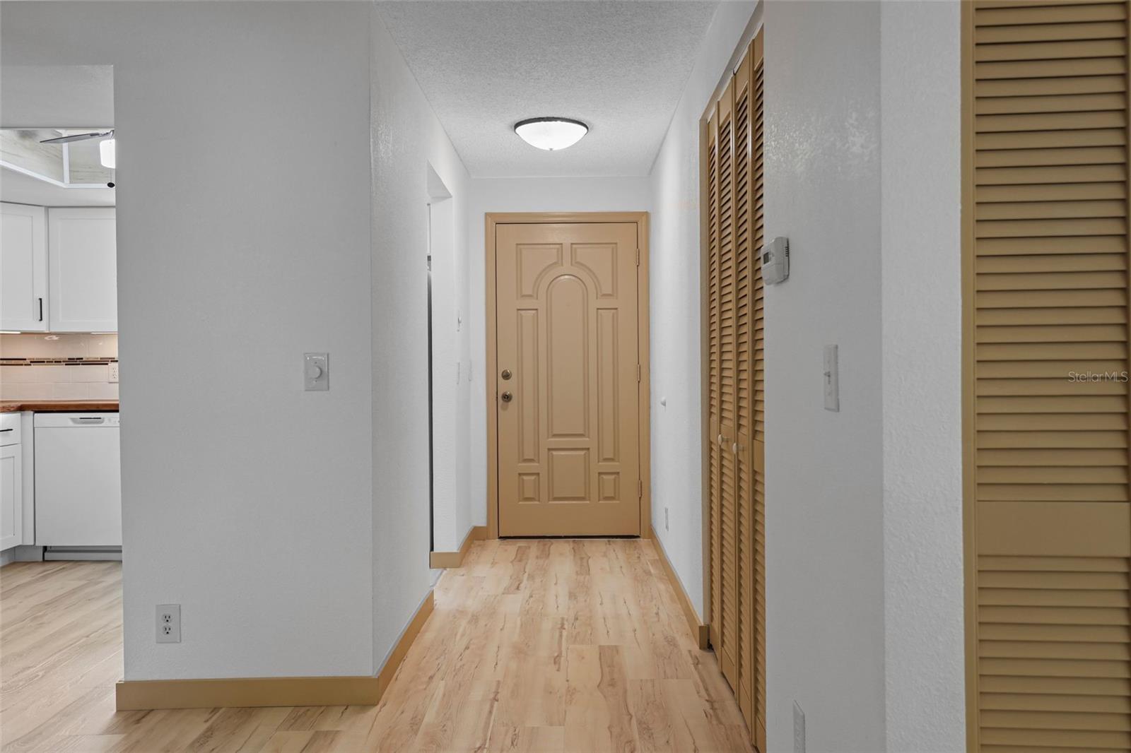 Image 5 of 31 For 400 18th Street M1
