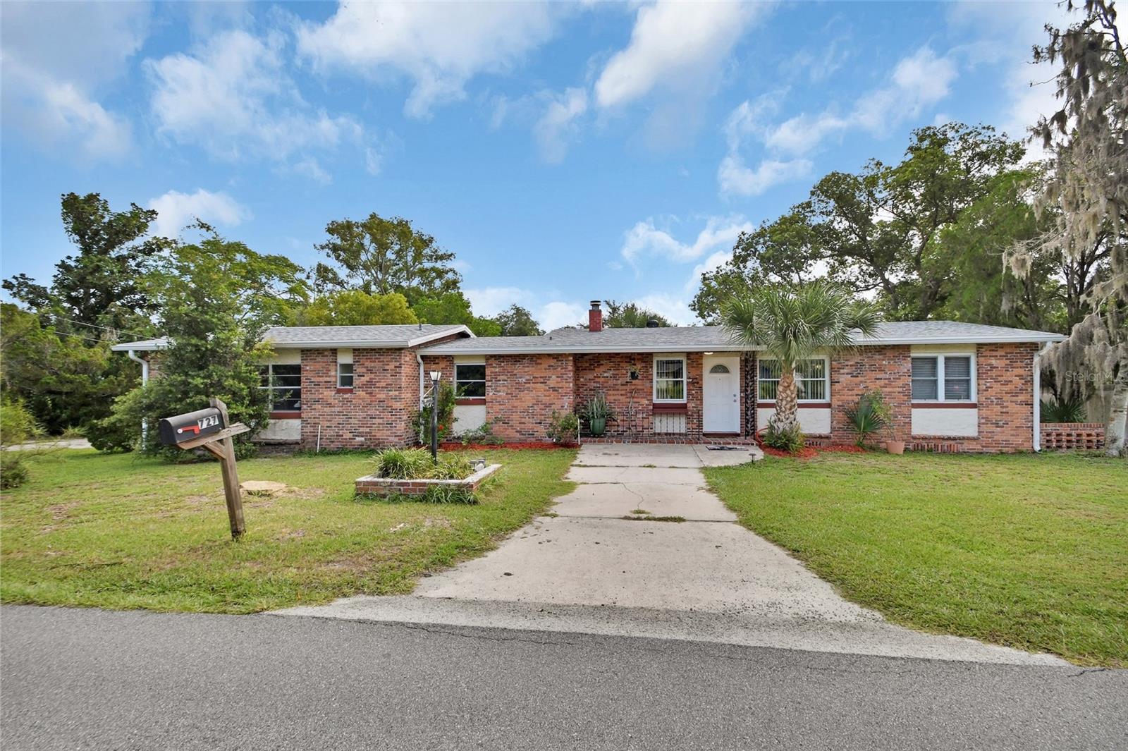 Details for 727 Stone Street, DELAND, FL 32720
