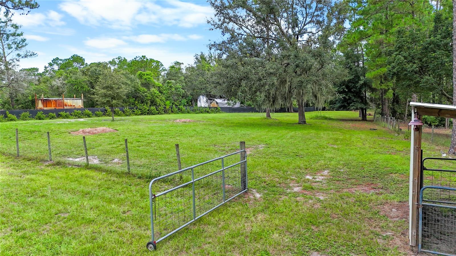 Image 21 of 52 For 1260 Equine Path