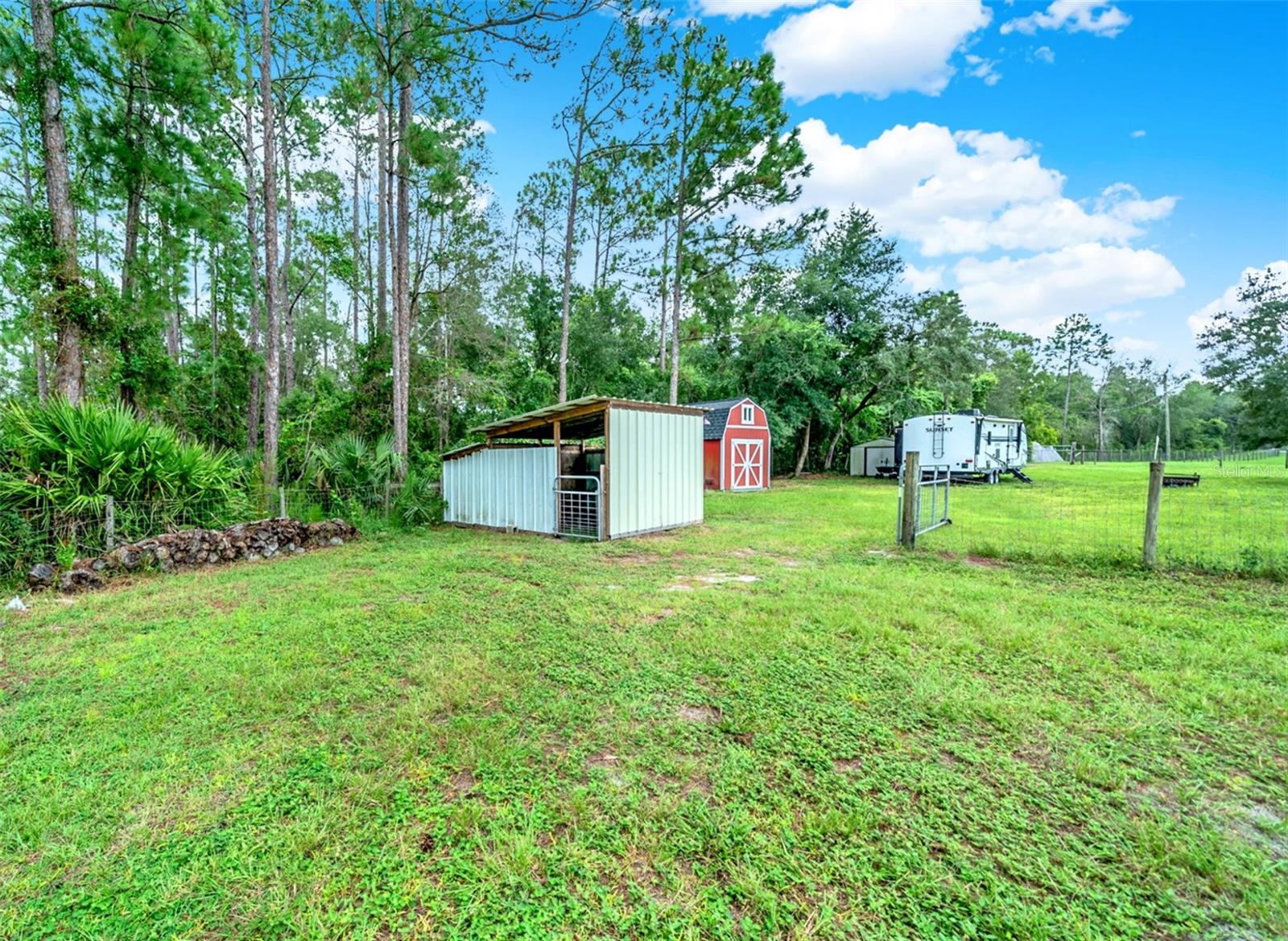 Image 32 of 52 For 1260 Equine Path