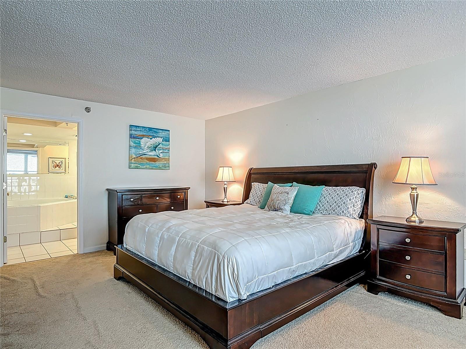 Image 4 of 38 For 313 Atlantic Avenue 202-204