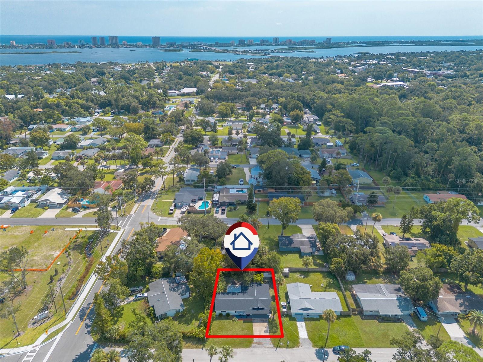 Image 2 of 63 For 840 6th Street