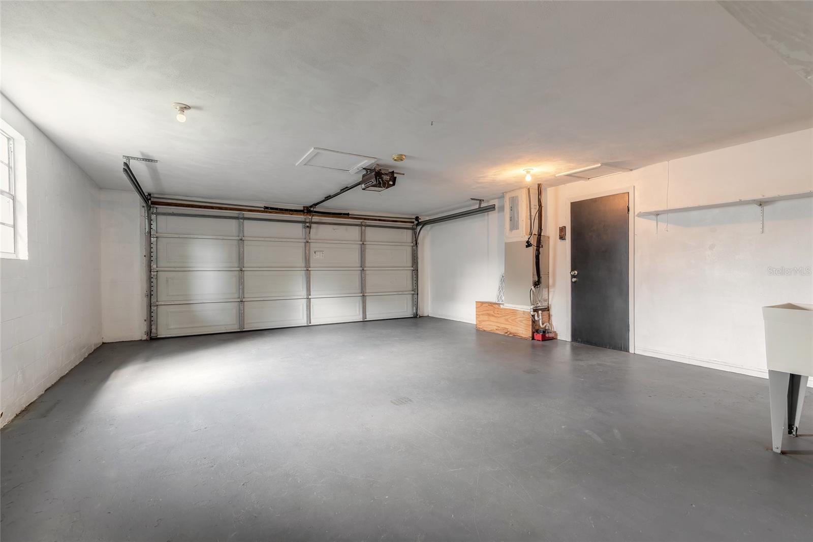Image 29 of 63 For 840 6th Street