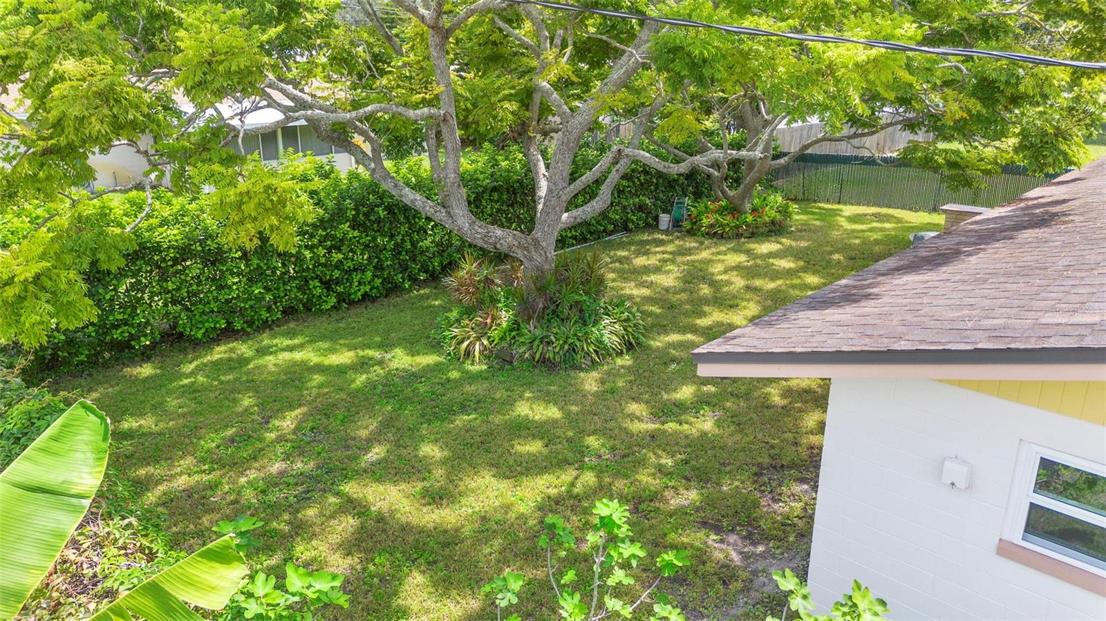 Image 21 of 28 For 1305 Sunland Road