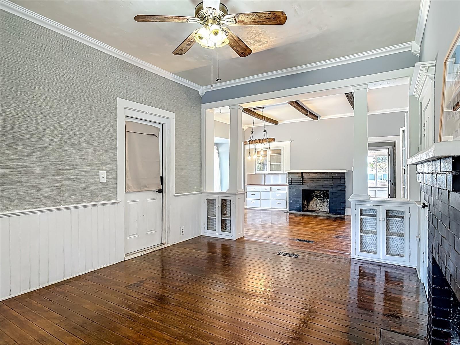 Image 16 of 77 For 525 Blue Springs Avenue