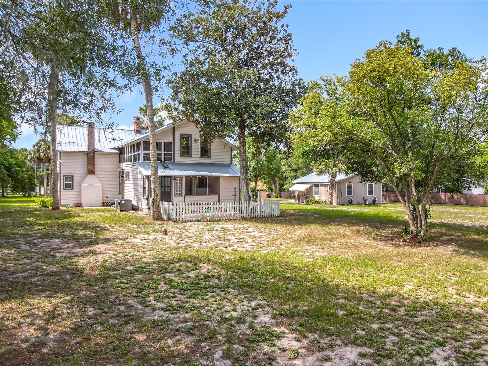 Image 60 of 77 For 525 Blue Springs Avenue