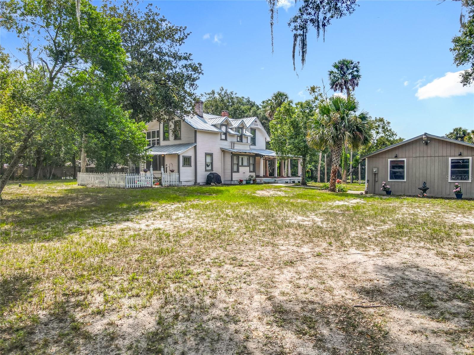 Image 61 of 77 For 525 Blue Springs Avenue