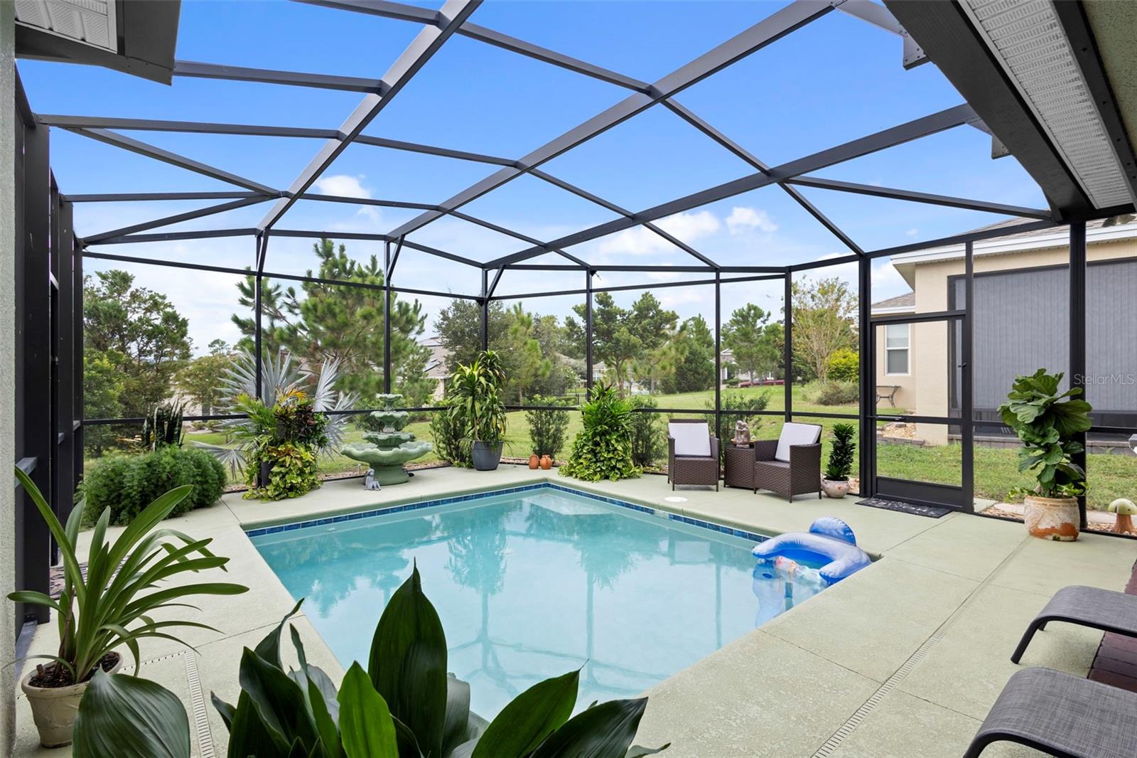Image 2 of 45 For 462 Briarbrook Way
