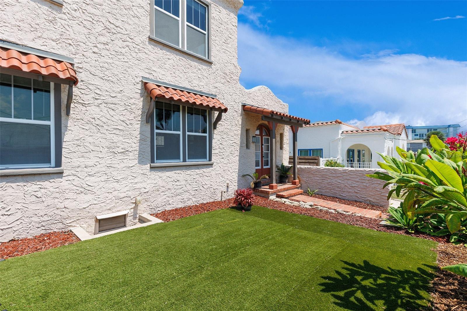 Image 10 of 88 For 529 Hillside Avenue