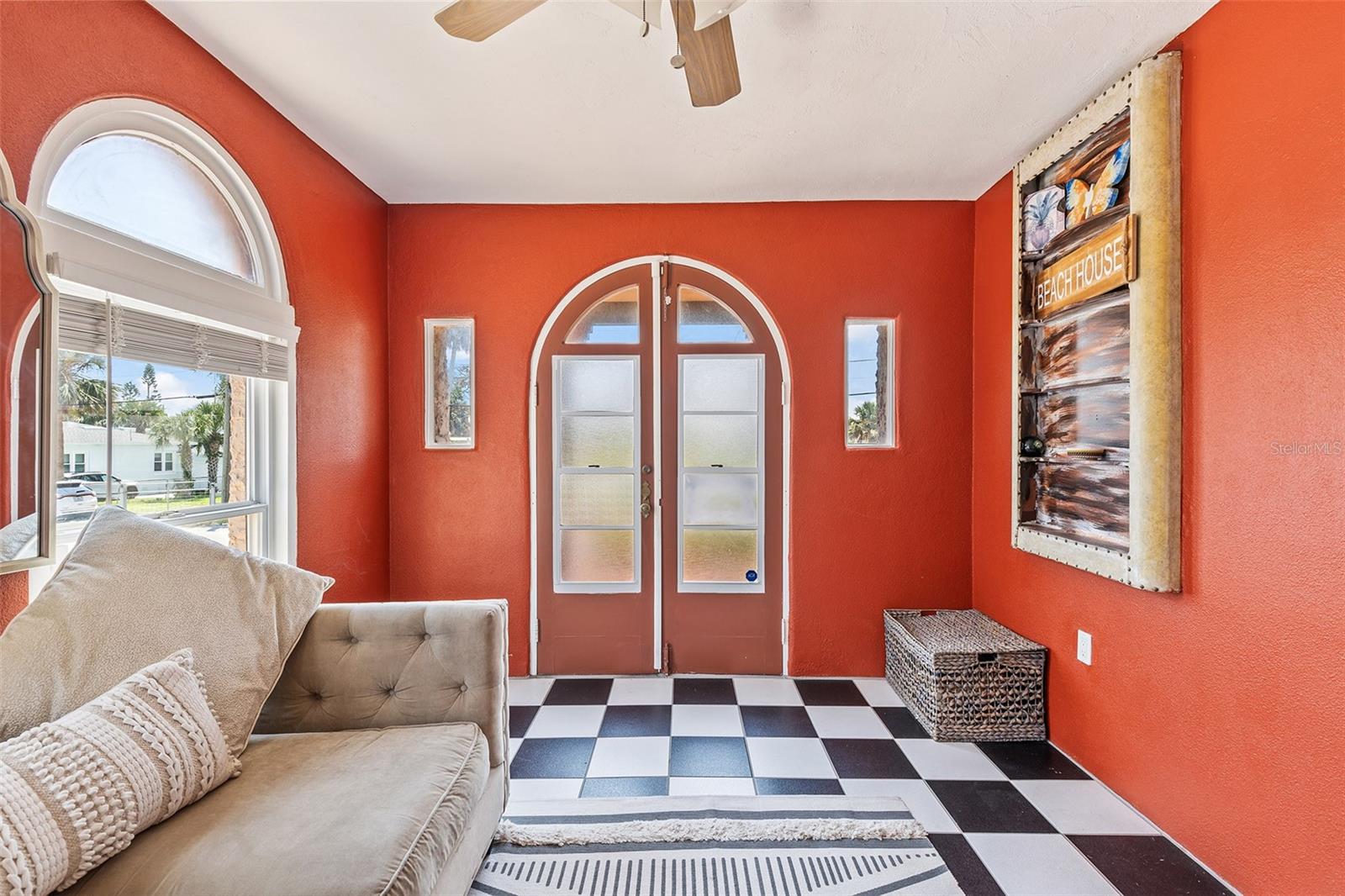 Image 18 of 88 For 529 Hillside Avenue