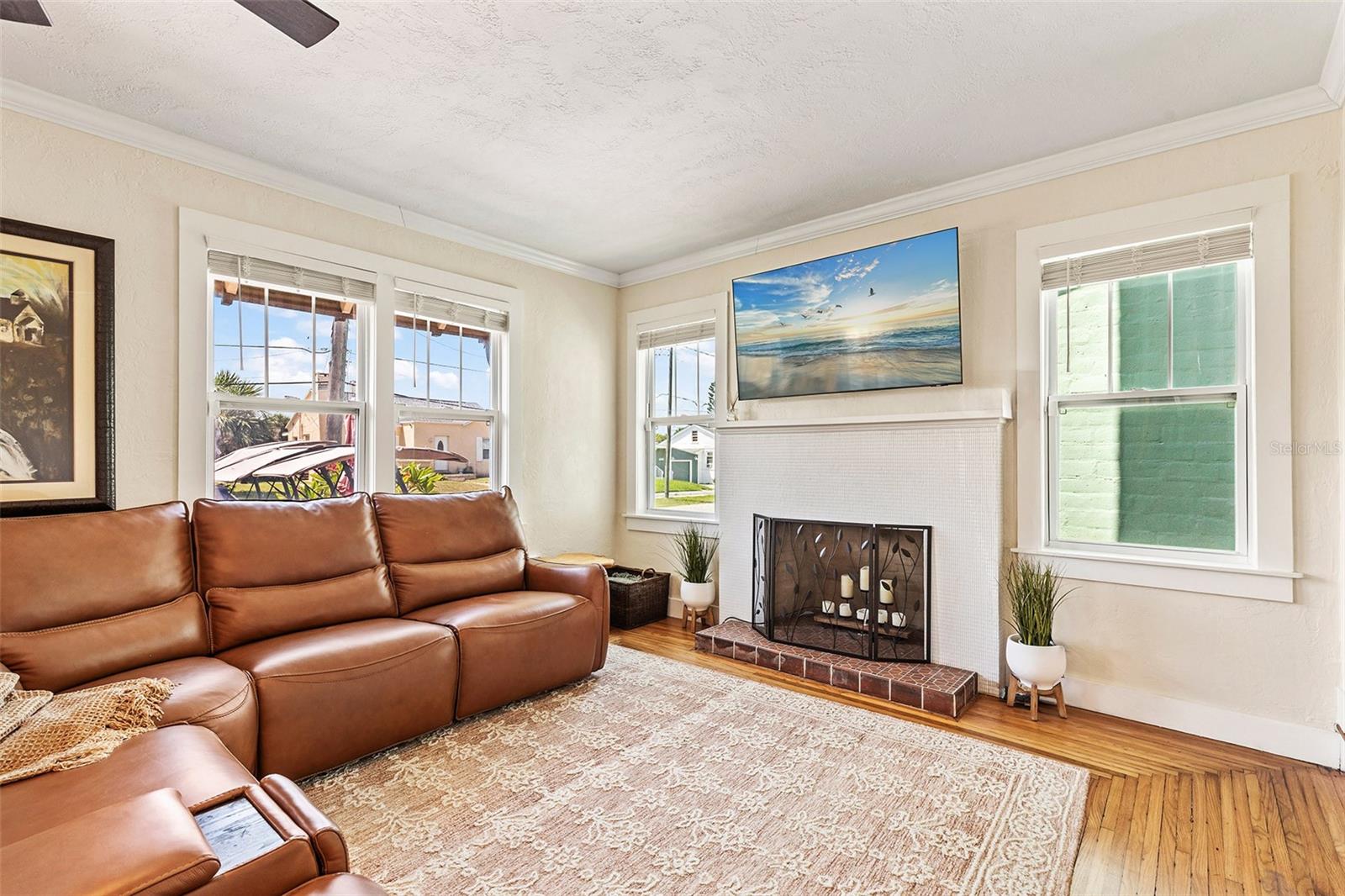Image 27 of 88 For 529 Hillside Avenue