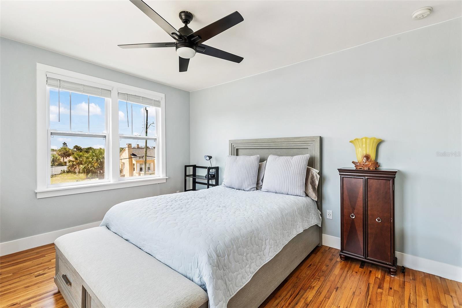 Image 47 of 88 For 529 Hillside Avenue