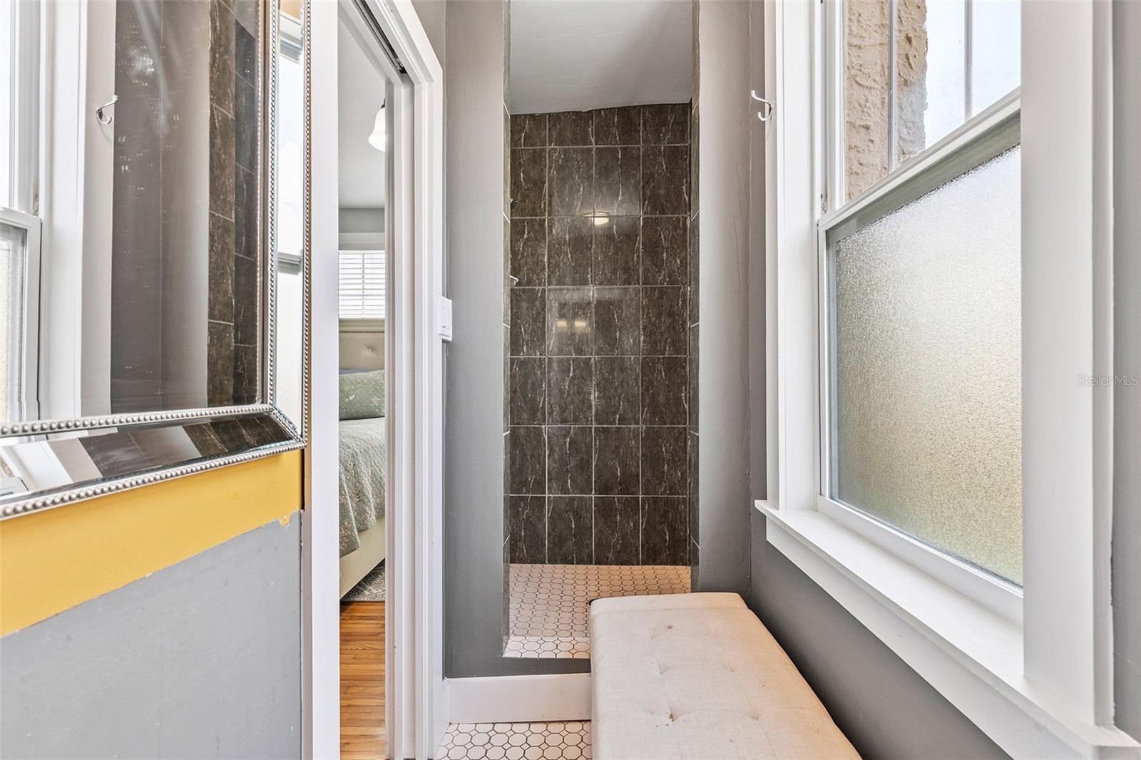 Image 63 of 88 For 529 Hillside Avenue