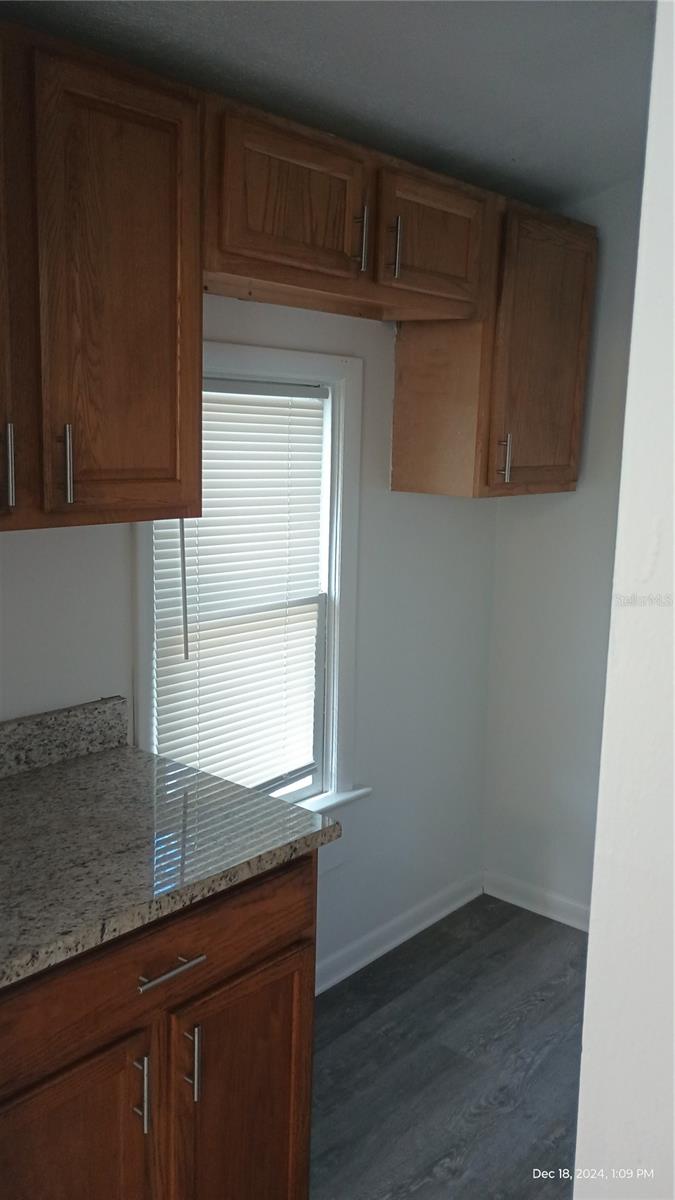 Image 3 of 15 For 429 Wisconsin Avenue 1-2