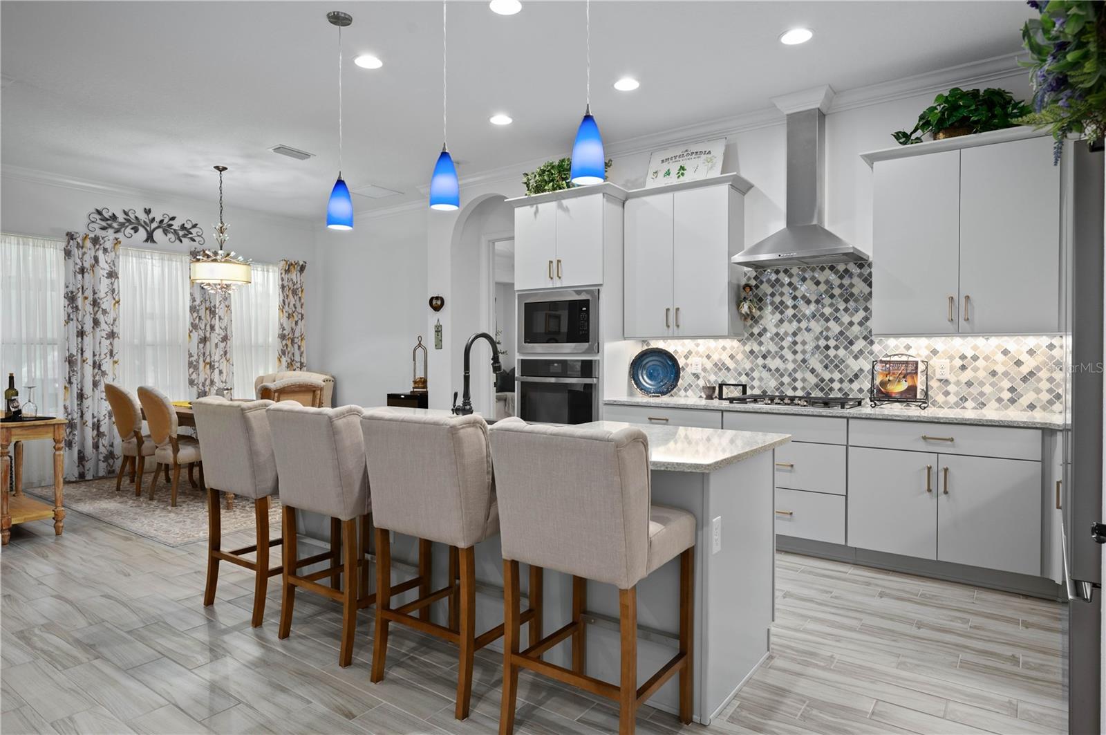 Image 14 of 50 For 649 Mosaic Boulevard