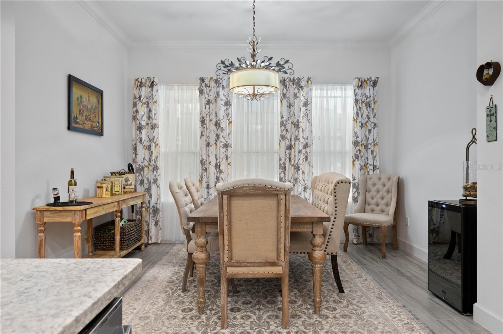 Image 17 of 50 For 649 Mosaic Boulevard