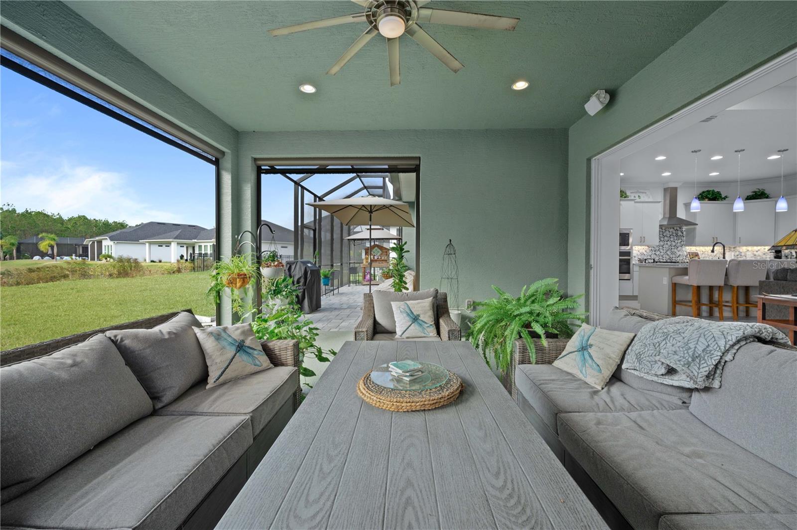 Image 38 of 50 For 649 Mosaic Boulevard