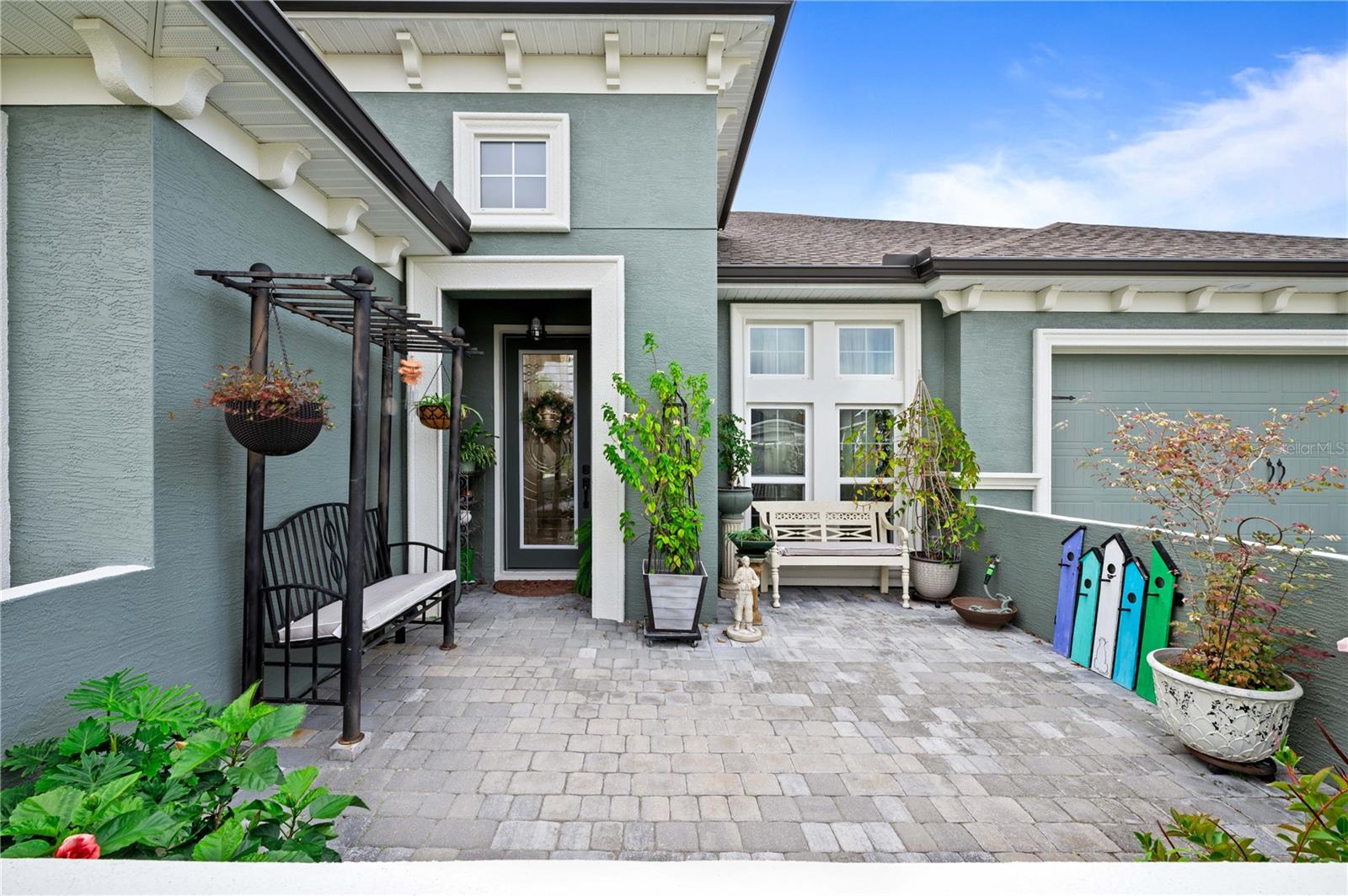 Image 43 of 50 For 649 Mosaic Boulevard