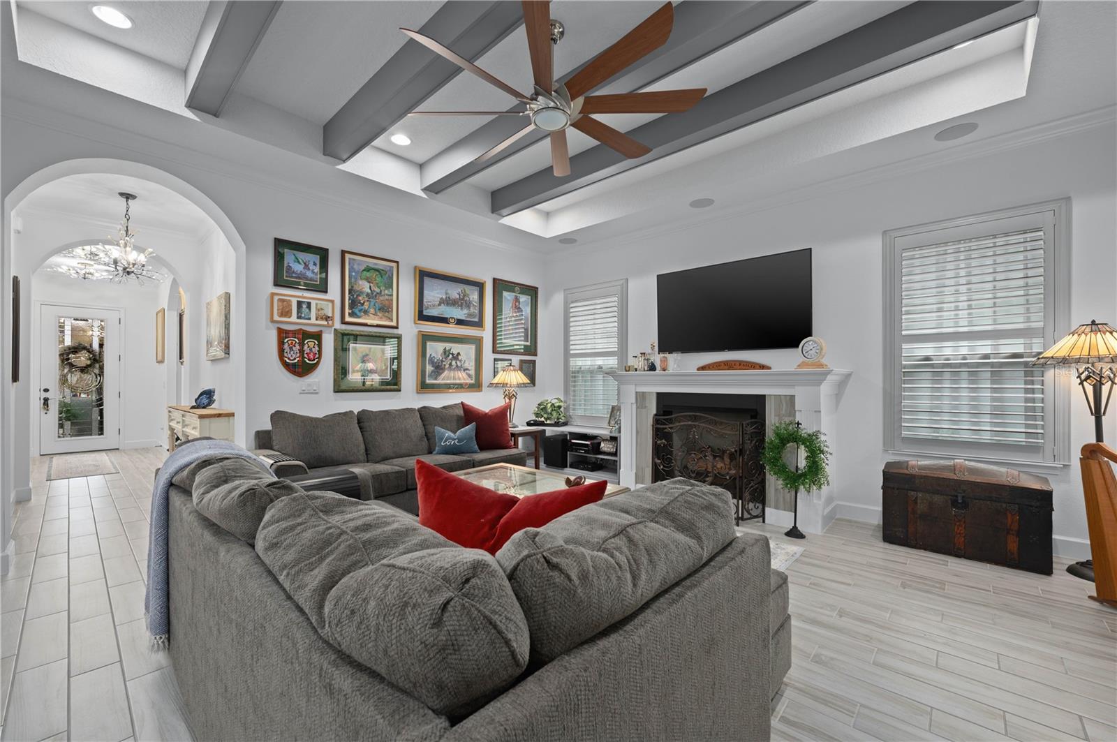 Image 7 of 50 For 649 Mosaic Boulevard