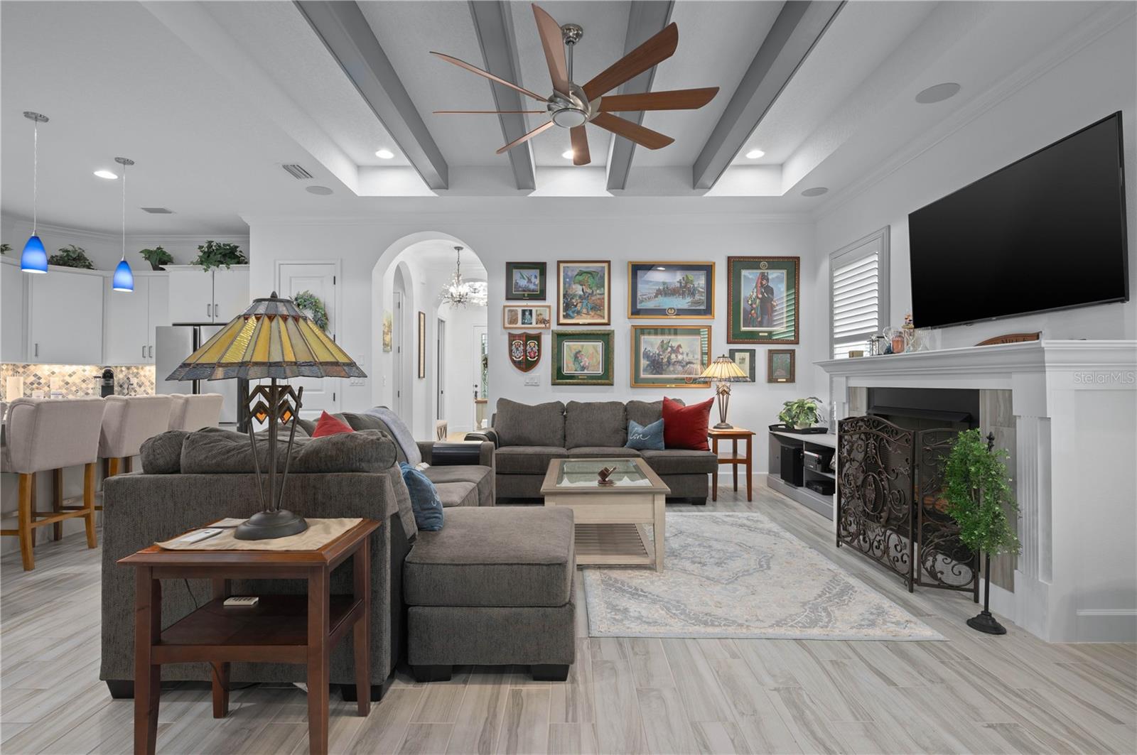 Image 9 of 50 For 649 Mosaic Boulevard