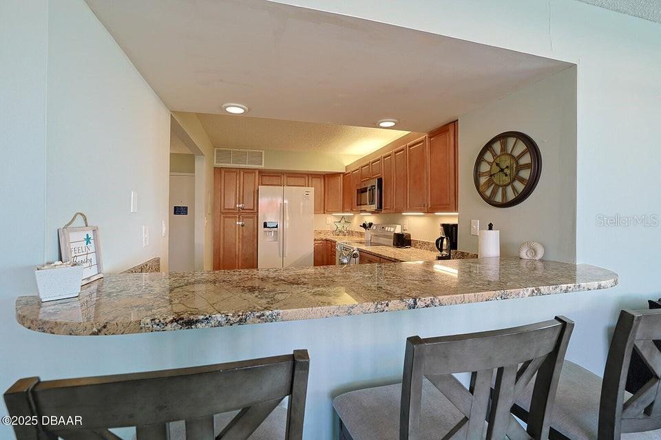 Image 11 of 36 For 1420 Atlantic Avenue 304