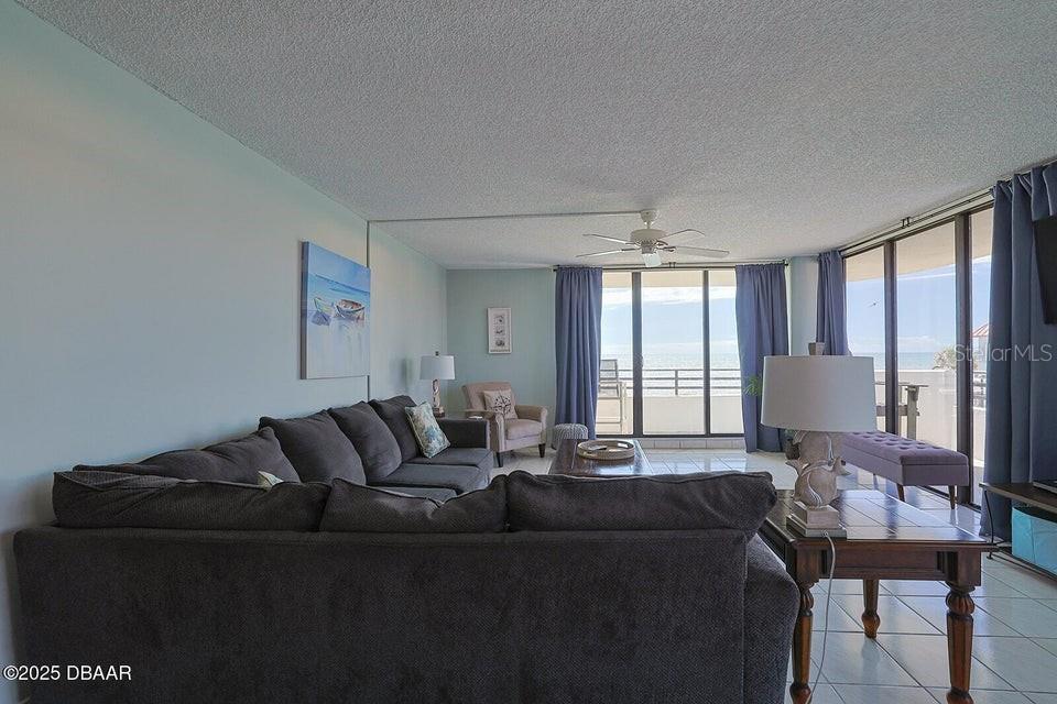 Image 6 of 36 For 1420 Atlantic Avenue 304
