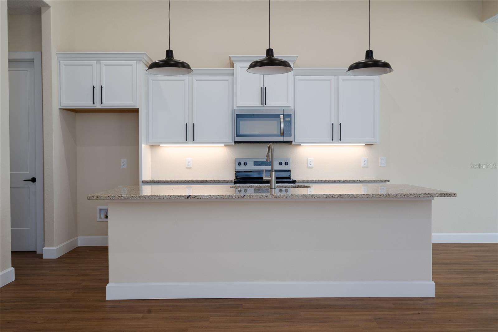 Image 19 of 30 For 2210 Sparkman Avenue