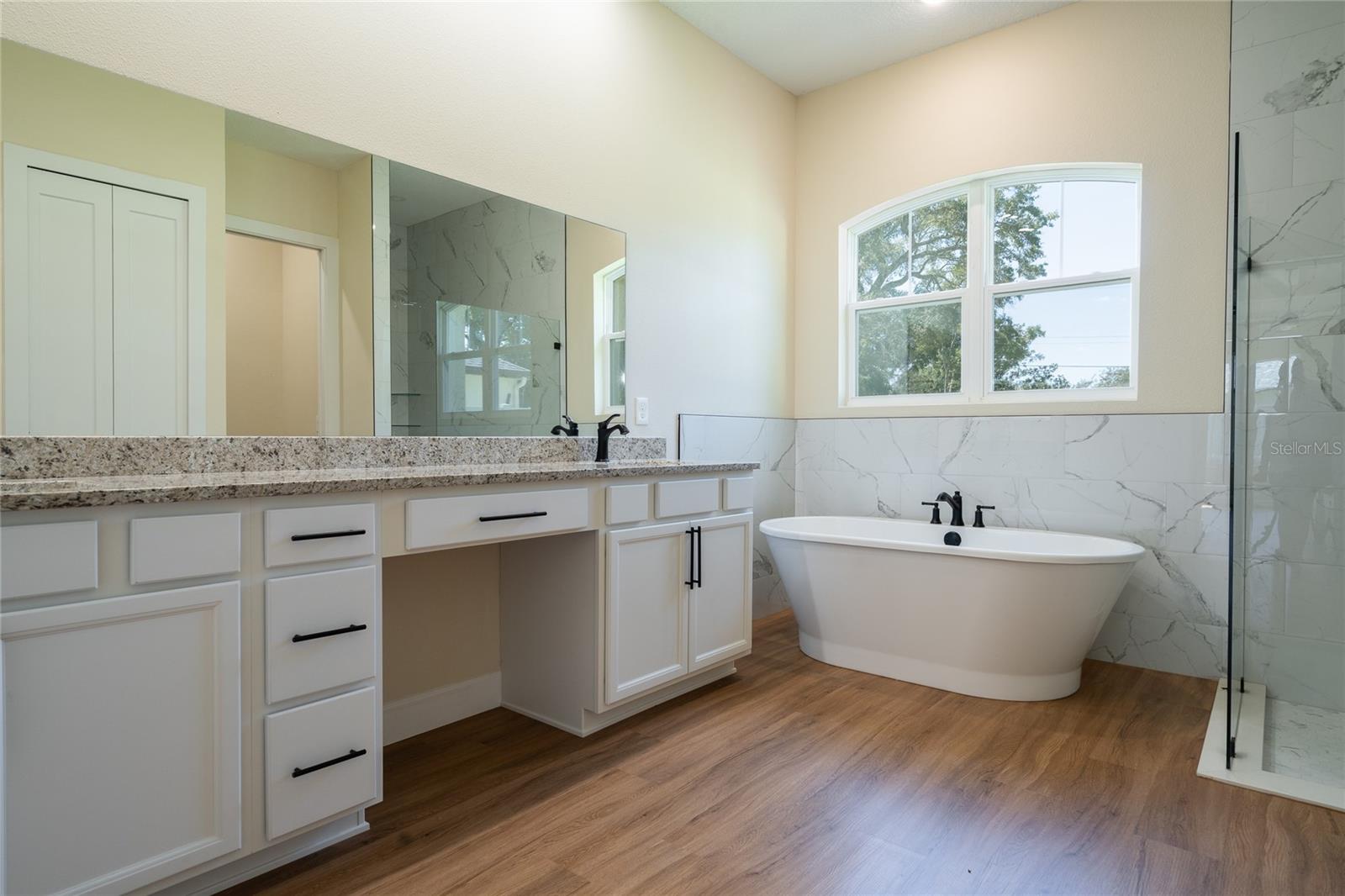 Image 21 of 30 For 2210 Sparkman Avenue