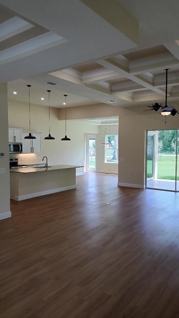 Image 4 of 14 For 2210 Sparkman Avenue
