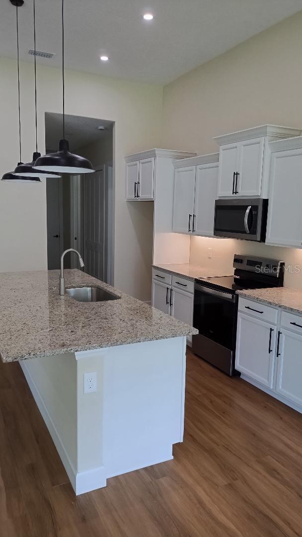 Image 5 of 14 For 2210 Sparkman Avenue