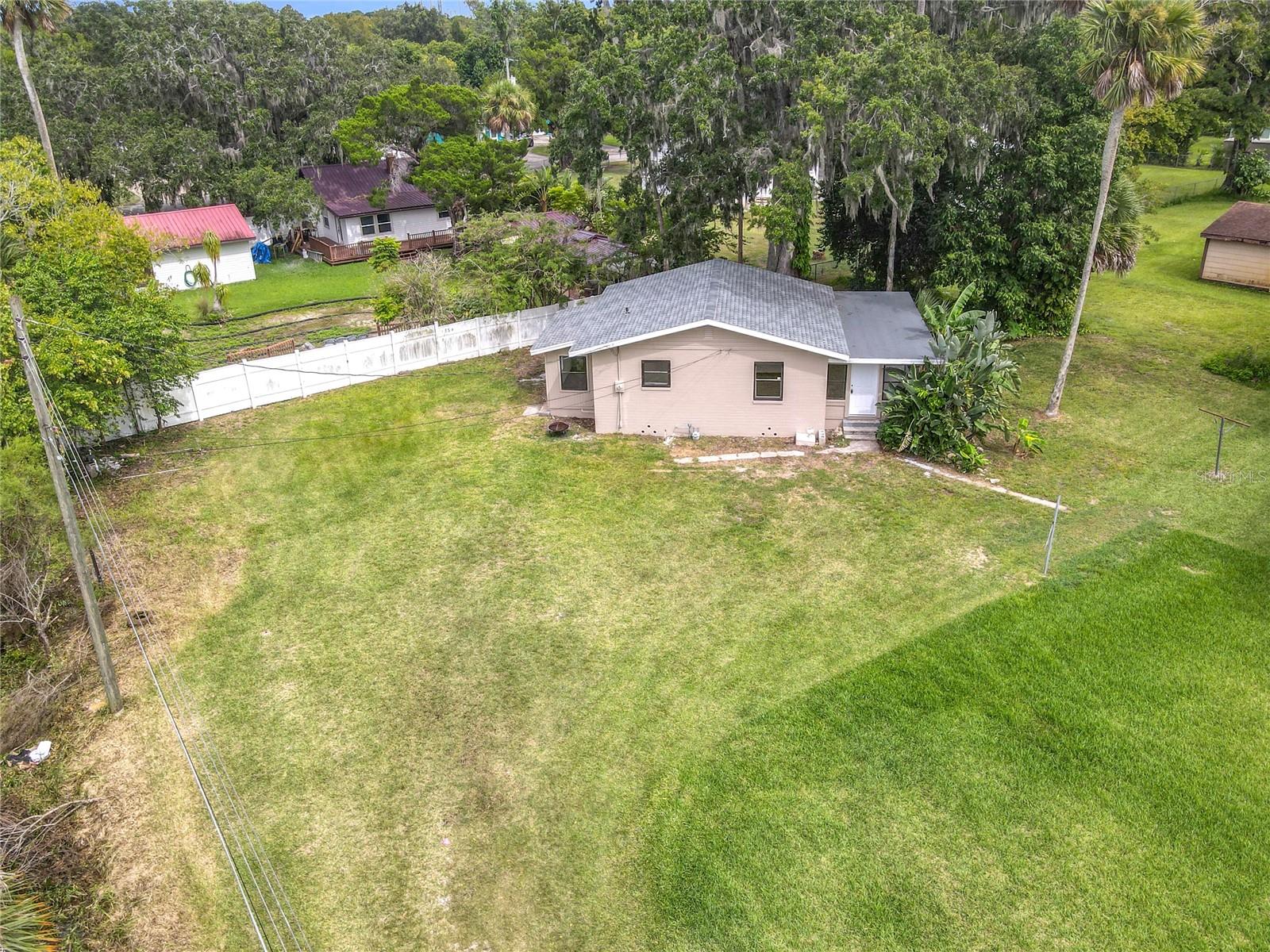 Image 44 of 49 For 633 1 2 Elm Avenue