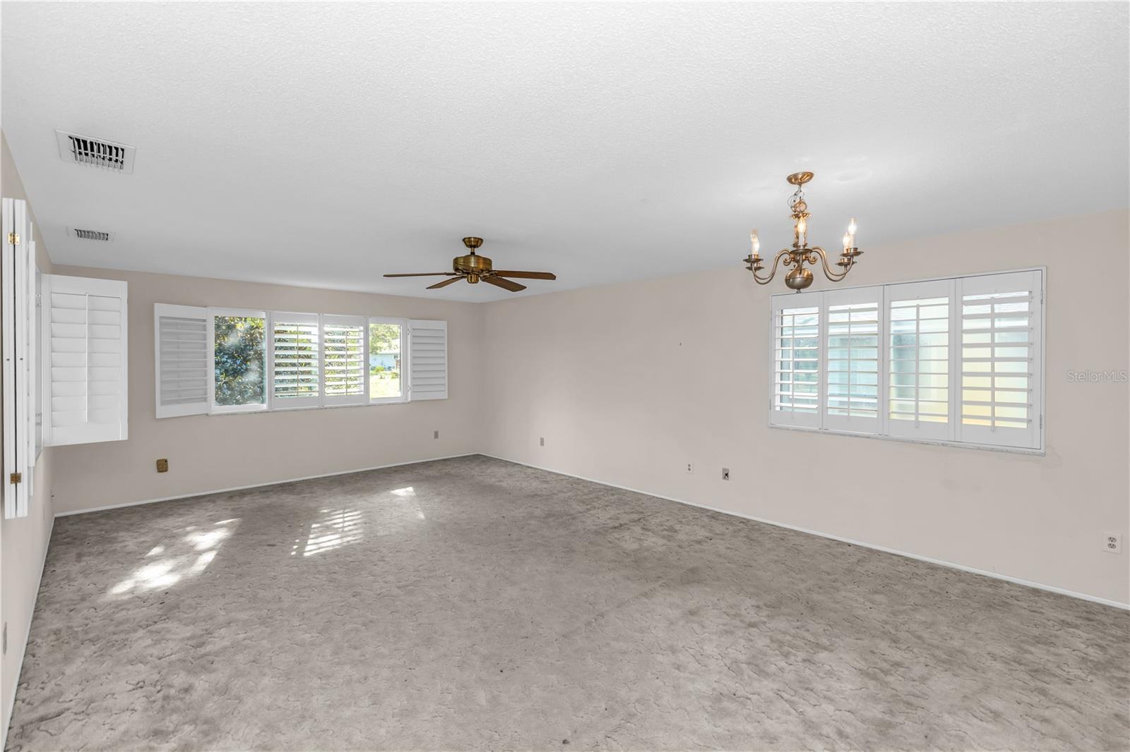 Image 11 of 29 For 55 Crooked Pine Road