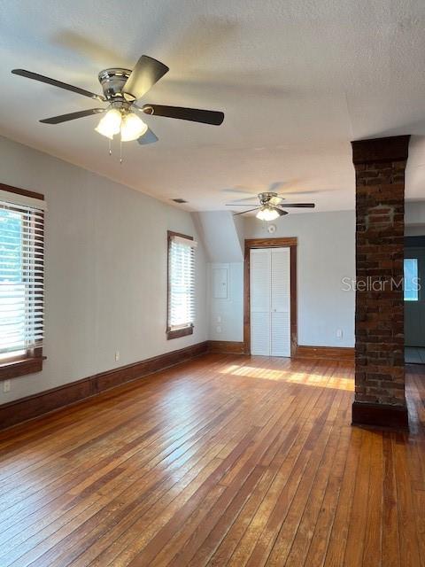 Image 7 of 17 For 438 Church Street A