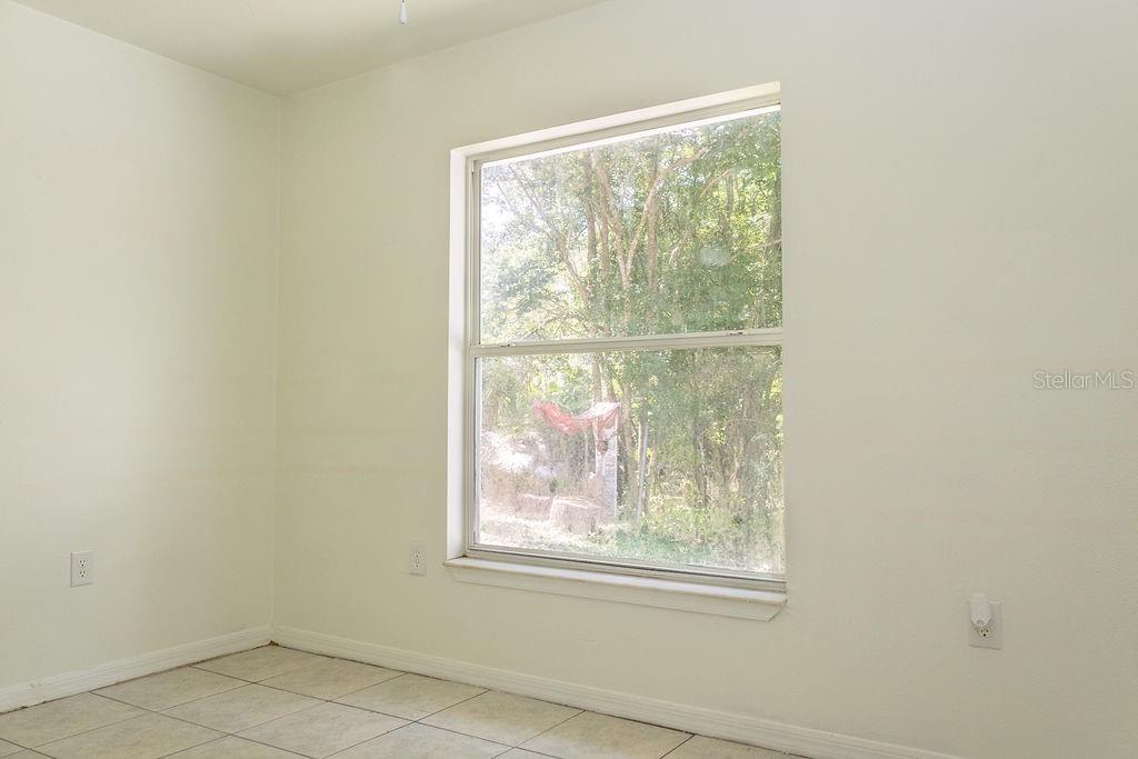 Image 8 of 10 For 841 May Street