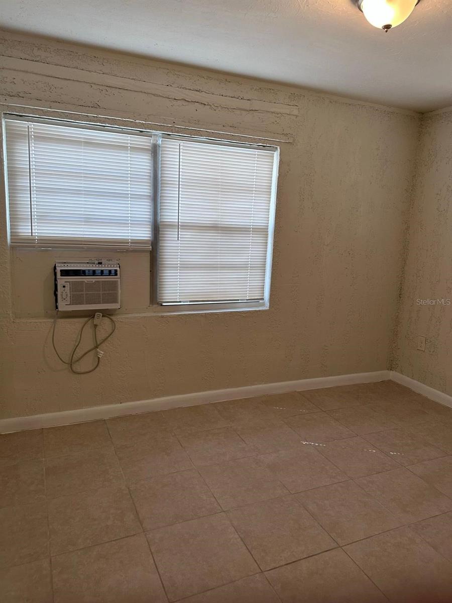 Image 3 of 12 For 508 Booker St  510